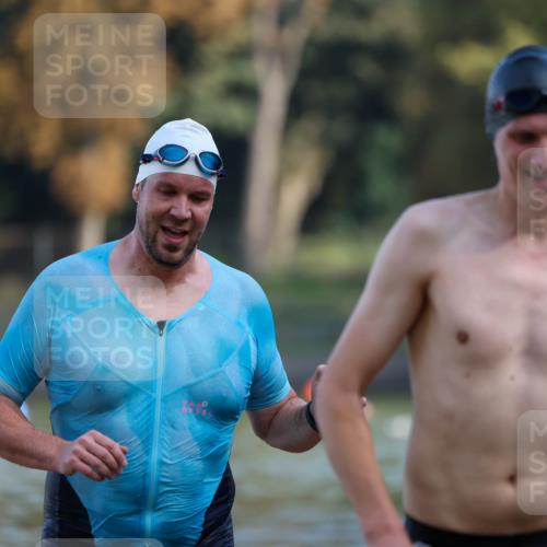 08.09.2024 - Stadtparktriathlon Michael Strokosch http://msf.ph/oto/7031406 08.09.2024 10:54:49 Schwimmen 469, 478 meine-sportfotos.de