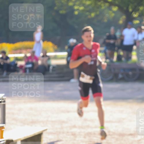 08.09.2024 - Stadtparktriathlon Luisa Fischer http://msf.ph/oto/7031419 08.09.2024 09:36:15 Ziel 17, 38 meine-sportfotos.de