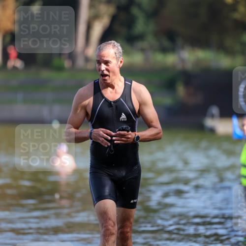 08.09.2024 - Stadtparktriathlon Michael Strokosch http://msf.ph/oto/7031427 08.09.2024 10:56:05 Schwimmen 484 meine-sportfotos.de