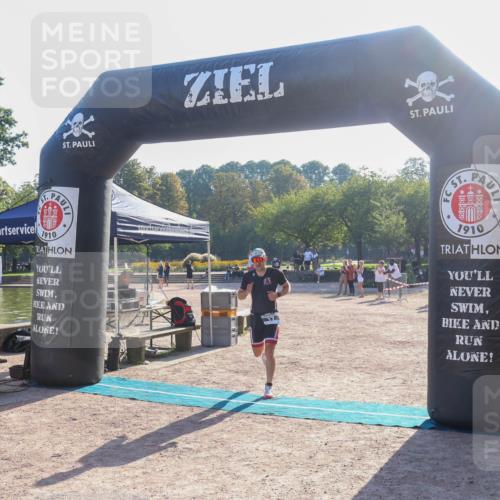 08.09.2024 - Stadtparktriathlon Luisa Fischer http://msf.ph/oto/7031433 08.09.2024 09:36:20 Ziel 7, 17, 38 meine-sportfotos.de