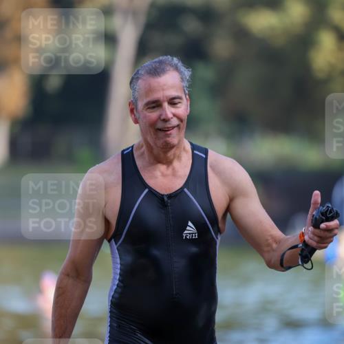 08.09.2024 - Stadtparktriathlon Michael Strokosch http://msf.ph/oto/7031434 08.09.2024 10:56:08 Schwimmen 484 meine-sportfotos.de