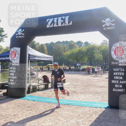 08.09.2024 - Stadtparktriathlon Luisa Fischer http://msf.ph/oto/7031435 08.09.2024 09:36:20 Ziel 7, 17, 38 meine-sportfotos.de