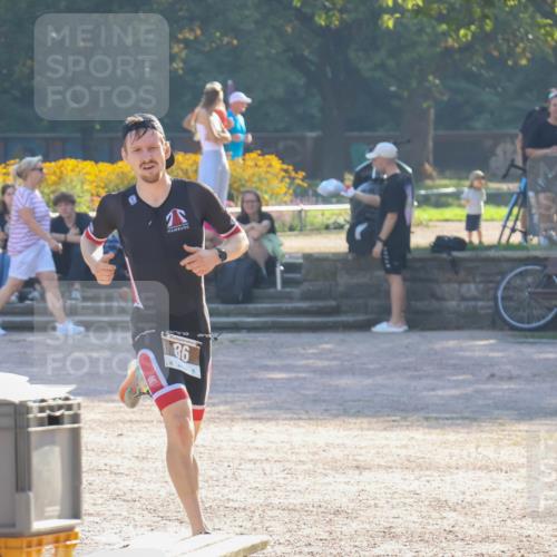 08.09.2024 - Stadtparktriathlon Luisa Fischer http://msf.ph/oto/7031445 08.09.2024 09:36:37 Ziel 86 meine-sportfotos.de