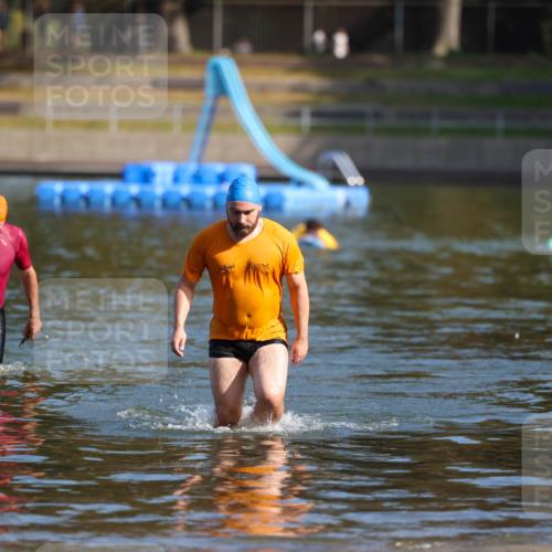 08.09.2024 - Stadtparktriathlon Michael Strokosch http://msf.ph/oto/7031480 08.09.2024 10:58:37 Schwimmen 500, 509 meine-sportfotos.de