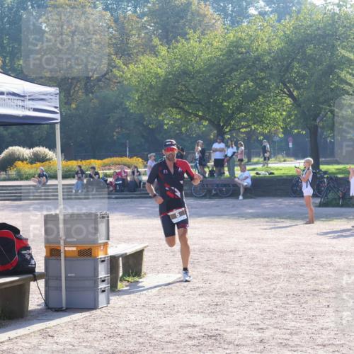 08.09.2024 - Stadtparktriathlon Luisa Fischer http://msf.ph/oto/7031500 08.09.2024 09:37:51 Ziel 5, 33 meine-sportfotos.de