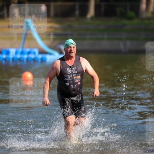 08.09.2024 - Stadtparktriathlon Michael Strokosch http://msf.ph/oto/7031515 08.09.2024 10:59:30 Schwimmen 528 meine-sportfotos.de