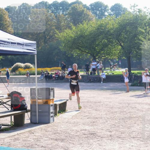 08.09.2024 - Stadtparktriathlon Luisa Fischer http://msf.ph/oto/7031521 08.09.2024 09:38:00 Ziel 5, 19 meine-sportfotos.de