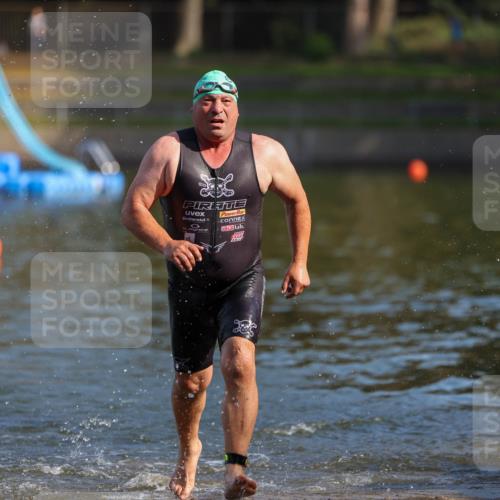08.09.2024 - Stadtparktriathlon Michael Strokosch http://msf.ph/oto/7031525 08.09.2024 10:59:31 Schwimmen 528 meine-sportfotos.de