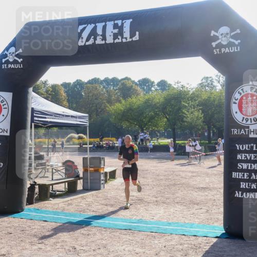 08.09.2024 - Stadtparktriathlon Luisa Fischer http://msf.ph/oto/7031528 08.09.2024 09:38:02 Ziel 19 meine-sportfotos.de