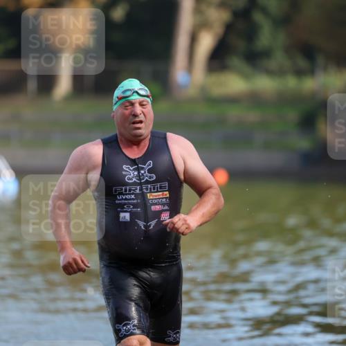 08.09.2024 - Stadtparktriathlon Michael Strokosch http://msf.ph/oto/7031533 08.09.2024 10:59:32 Schwimmen 528 meine-sportfotos.de