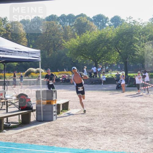 08.09.2024 - Stadtparktriathlon Luisa Fischer http://msf.ph/oto/7031543 08.09.2024 09:38:27 Ziel 49, 77 meine-sportfotos.de