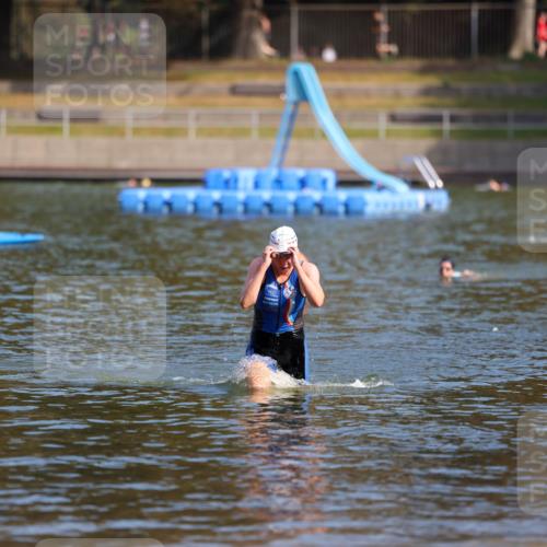 08.09.2024 - Stadtparktriathlon Michael Strokosch http://msf.ph/oto/7031580 08.09.2024 11:11:10 Schwimmen 574 meine-sportfotos.de