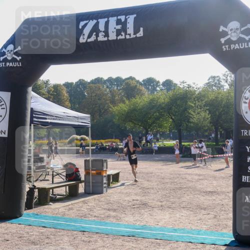 08.09.2024 - Stadtparktriathlon Luisa Fischer http://msf.ph/oto/7031586 08.09.2024 09:38:54 Ziel 1, 35, 51 meine-sportfotos.de