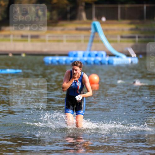 08.09.2024 - Stadtparktriathlon Michael Strokosch http://msf.ph/oto/7031589 08.09.2024 11:11:13 Schwimmen 574 meine-sportfotos.de