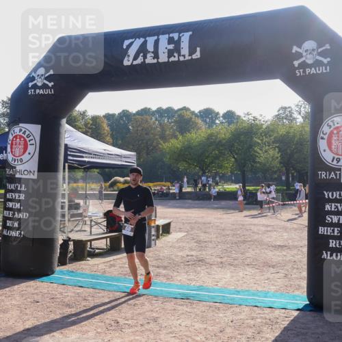 08.09.2024 - Stadtparktriathlon Luisa Fischer http://msf.ph/oto/7031627 08.09.2024 09:39:09 Ziel 68 meine-sportfotos.de