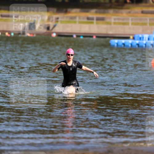 08.09.2024 - Stadtparktriathlon Michael Strokosch http://msf.ph/oto/7031674 08.09.2024 11:11:52 Schwimmen 568, 593 meine-sportfotos.de