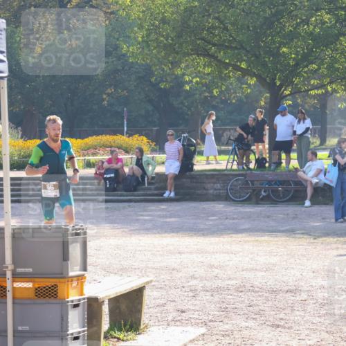 08.09.2024 - Stadtparktriathlon Luisa Fischer http://msf.ph/oto/7031711 08.09.2024 09:40:48 Ziel 66 meine-sportfotos.de