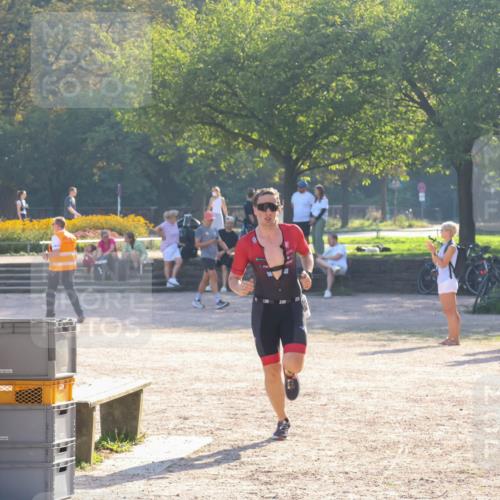 08.09.2024 - Stadtparktriathlon Luisa Fischer http://msf.ph/oto/7031746 08.09.2024 09:41:20 Ziel 39 meine-sportfotos.de