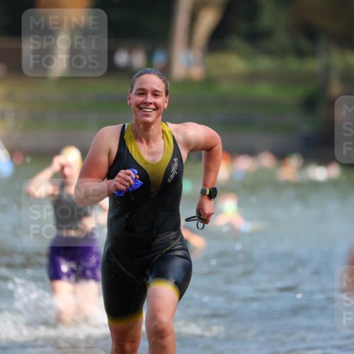 08.09.2024 - Stadtparktriathlon Michael Strokosch http://msf.ph/oto/7031759 08.09.2024 11:12:09 Schwimmen 602, 644, 655 meine-sportfotos.de