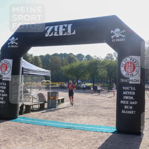 08.09.2024 - Stadtparktriathlon Luisa Fischer http://msf.ph/oto/7031765 08.09.2024 09:41:26 Ziel 31, 39 meine-sportfotos.de