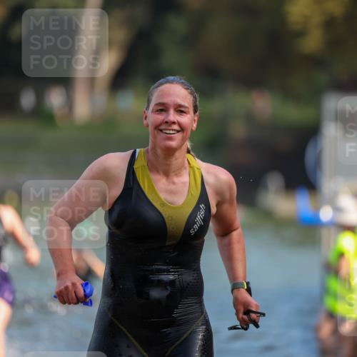 08.09.2024 - Stadtparktriathlon Michael Strokosch http://msf.ph/oto/7031768 08.09.2024 11:12:10 Schwimmen 644, 655 meine-sportfotos.de