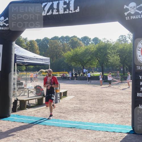 08.09.2024 - Stadtparktriathlon Luisa Fischer http://msf.ph/oto/7031774 08.09.2024 09:41:28 Ziel 31, 39 meine-sportfotos.de