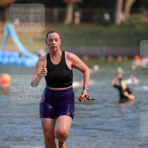 08.09.2024 - Stadtparktriathlon Michael Strokosch http://msf.ph/oto/7031779 08.09.2024 11:12:12 Schwimmen 644, 655 meine-sportfotos.de