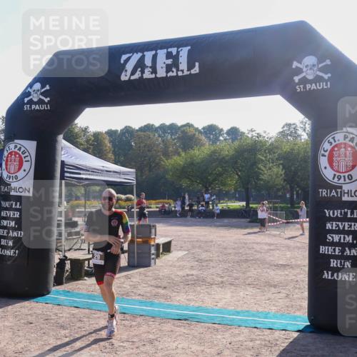 08.09.2024 - Stadtparktriathlon Luisa Fischer http://msf.ph/oto/7031793 08.09.2024 09:41:36 Ziel 29, 41 meine-sportfotos.de
