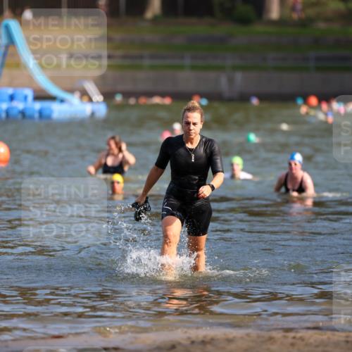 08.09.2024 - Stadtparktriathlon Michael Strokosch http://msf.ph/oto/7031805 08.09.2024 11:12:21 Schwimmen 624 meine-sportfotos.de