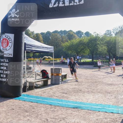 08.09.2024 - Stadtparktriathlon Luisa Fischer http://msf.ph/oto/7031851 08.09.2024 09:42:09 Ziel 76, 85 meine-sportfotos.de