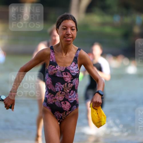 08.09.2024 - Stadtparktriathlon Michael Strokosch http://msf.ph/oto/7031867 08.09.2024 11:12:40 Schwimmen 598, 641, 647, 657 meine-sportfotos.de