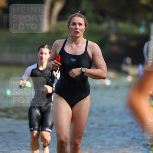08.09.2024 - Stadtparktriathlon Michael Strokosch http://msf.ph/oto/7031871 08.09.2024 11:12:42 Schwimmen 598, 647, 657 meine-sportfotos.de