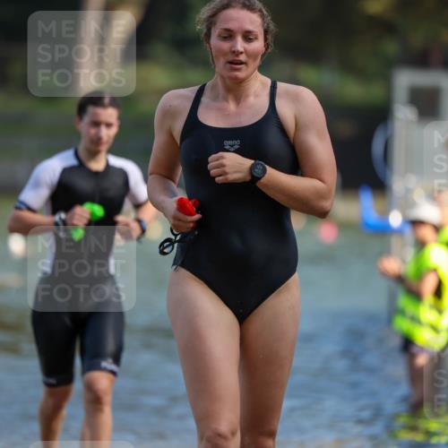 08.09.2024 - Stadtparktriathlon Michael Strokosch http://msf.ph/oto/7031879 08.09.2024 11:12:43 Schwimmen 598, 647, 657 meine-sportfotos.de