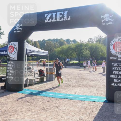 08.09.2024 - Stadtparktriathlon Luisa Fischer http://msf.ph/oto/7031885 08.09.2024 09:42:29 Ziel 22, 40, 75 meine-sportfotos.de