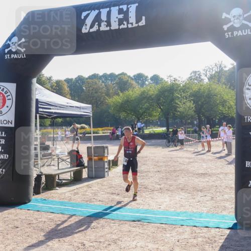 08.09.2024 - Stadtparktriathlon Luisa Fischer http://msf.ph/oto/7031900 08.09.2024 09:42:33 Ziel 22, 32, 40 meine-sportfotos.de
