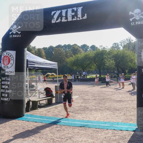 08.09.2024 - Stadtparktriathlon Luisa Fischer http://msf.ph/oto/7031934 08.09.2024 09:42:57 Ziel 83 meine-sportfotos.de