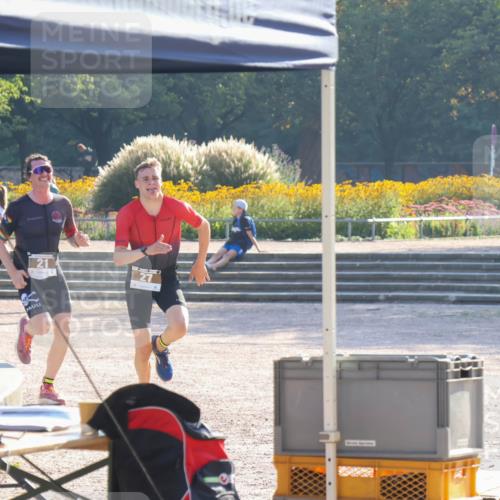 08.09.2024 - Stadtparktriathlon Luisa Fischer http://msf.ph/oto/7031942 08.09.2024 09:43:08 Ziel 21, 27 meine-sportfotos.de