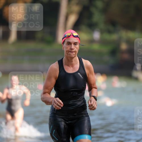 08.09.2024 - Stadtparktriathlon Michael Strokosch http://msf.ph/oto/7031943 08.09.2024 11:13:12 Schwimmen 607, 616 meine-sportfotos.de