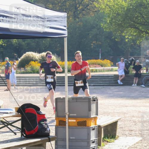 08.09.2024 - Stadtparktriathlon Luisa Fischer http://msf.ph/oto/7031946 08.09.2024 09:43:09 Ziel 21, 27 meine-sportfotos.de