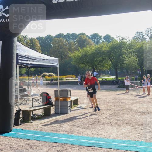 08.09.2024 - Stadtparktriathlon Luisa Fischer http://msf.ph/oto/7031956 08.09.2024 09:43:10 Ziel 21, 27, 63 meine-sportfotos.de