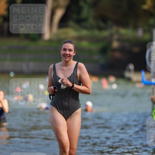 08.09.2024 - Stadtparktriathlon Michael Strokosch http://msf.ph/oto/7031967 08.09.2024 11:13:16 Schwimmen 616, 632 meine-sportfotos.de