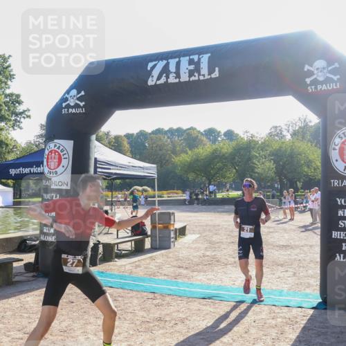 08.09.2024 - Stadtparktriathlon Luisa Fischer http://msf.ph/oto/7031968 08.09.2024 09:43:12 Ziel 21, 27, 63 meine-sportfotos.de
