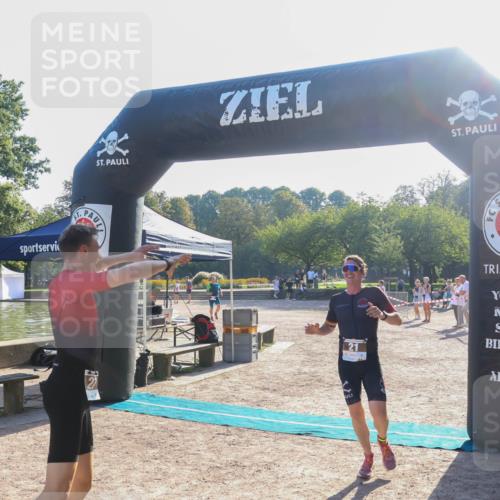 08.09.2024 - Stadtparktriathlon Luisa Fischer http://msf.ph/oto/7031970 08.09.2024 09:43:13 Ziel 21, 27, 63 meine-sportfotos.de