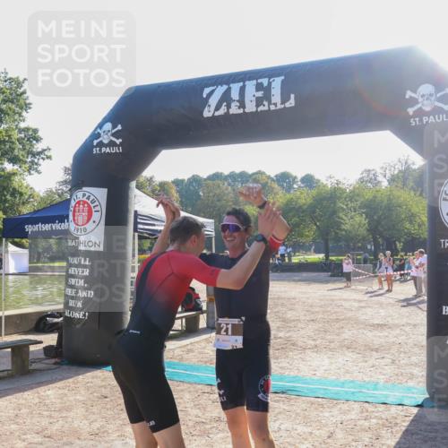 08.09.2024 - Stadtparktriathlon Luisa Fischer http://msf.ph/oto/7031975 08.09.2024 09:43:14 Ziel 21, 27, 63 meine-sportfotos.de