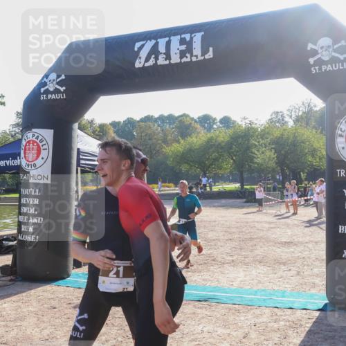 08.09.2024 - Stadtparktriathlon Luisa Fischer http://msf.ph/oto/7031988 08.09.2024 09:43:17 Ziel 21, 27, 63, 80 meine-sportfotos.de