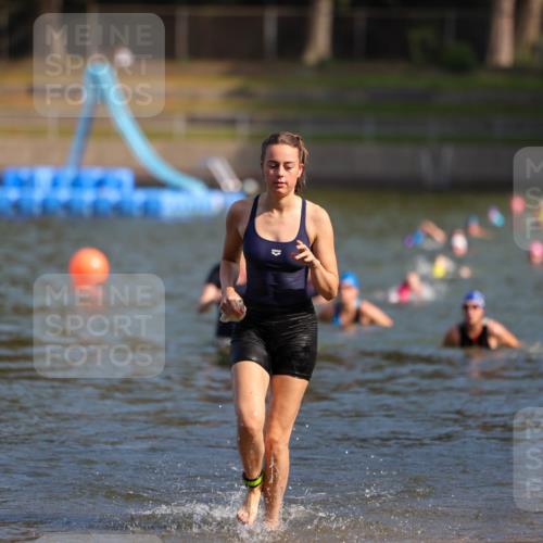 08.09.2024 - Stadtparktriathlon Michael Strokosch http://msf.ph/oto/7031992 08.09.2024 11:13:26 Schwimmen 632, 648 meine-sportfotos.de