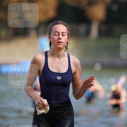 08.09.2024 - Stadtparktriathlon Michael Strokosch http://msf.ph/oto/7032012 08.09.2024 11:13:29 Schwimmen 632, 648 meine-sportfotos.de