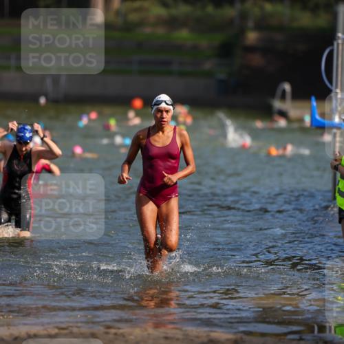 08.09.2024 - Stadtparktriathlon Michael Strokosch http://msf.ph/oto/7032017 08.09.2024 11:13:33 Schwimmen 586, 621, 648 meine-sportfotos.de