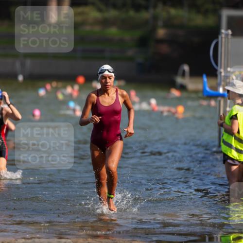 08.09.2024 - Stadtparktriathlon Michael Strokosch http://msf.ph/oto/7032026 08.09.2024 11:13:34 Schwimmen 586, 621, 648 meine-sportfotos.de