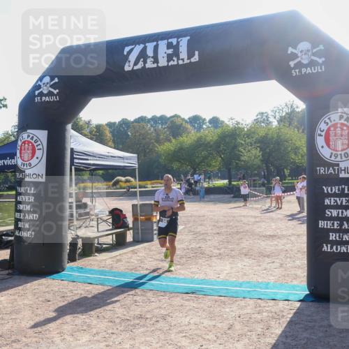 08.09.2024 - Stadtparktriathlon Luisa Fischer http://msf.ph/oto/7032118 08.09.2024 09:44:53 Ziel 54, 88 meine-sportfotos.de